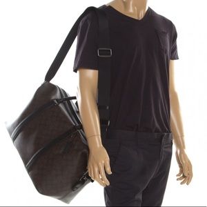 Coach duffle weekender bag - suitcase - carry on